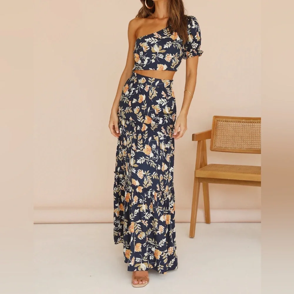 Seven Wonders Elana Crop Top Maxi Skirt Set Women XS One Shoulder Floral Tiered